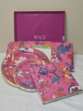 Celebrate It 42 Piece Party Set NWT